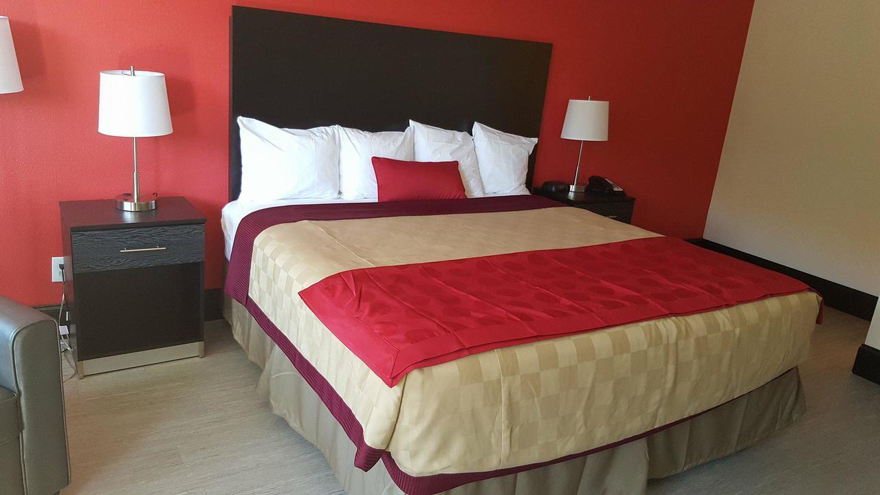 Hotel Ramada By Wyndham Mesa Downtown Exterior foto