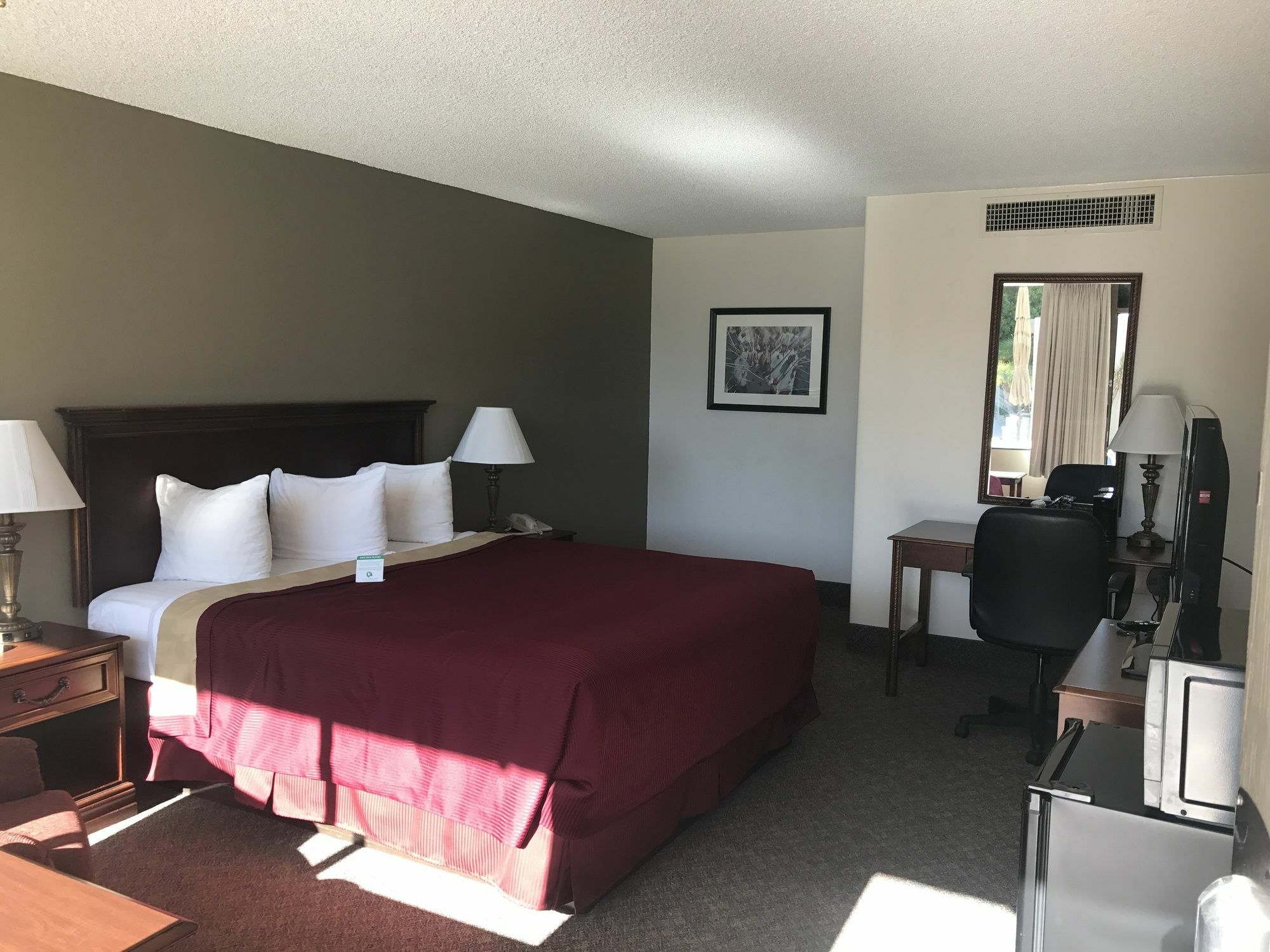 Hotel Ramada By Wyndham Mesa Downtown Exterior foto
